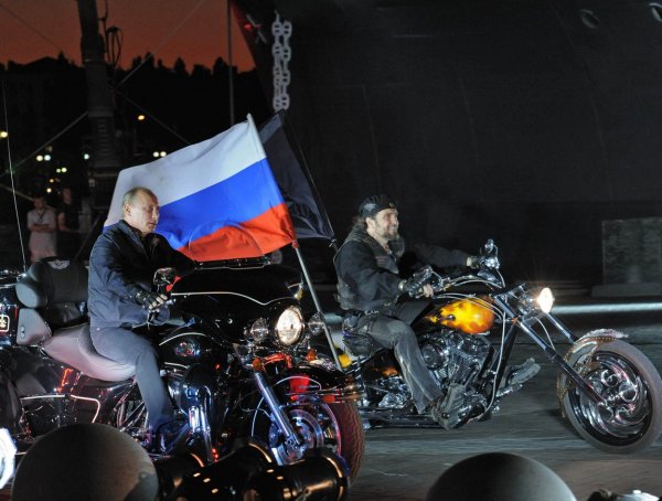 Putinovi bajkeri poklonici su prokremaljskog nacionalizma  