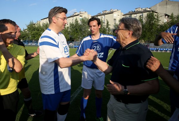 HDZ 28. obljetnicu osnutka stranke obilježio nogometnom utakmicom