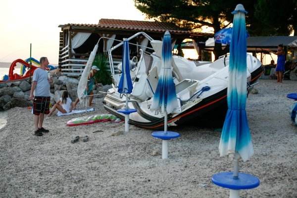 Pomorska nesreća u Dramlju