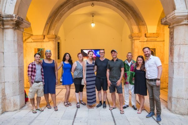 Bari Goddard i glumačka postava Sna Ivanjske noći