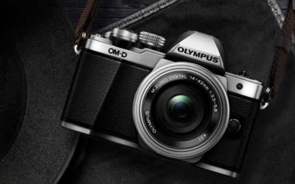 Olympus OM-D E-M10 II