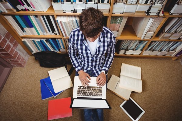 Za što će se točno koristiti laptop, ovisi od studenta do studenta, a konačan odabir uređaja mora biti u skladu s tim.