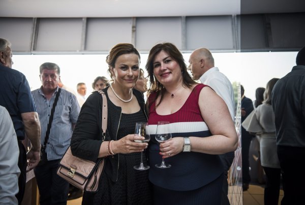 Ministrica Gabrijela Žalac i Jadranka Frzop pomoćnica ministra u Ministarstvu pomorstva, prometa i infrastrukture