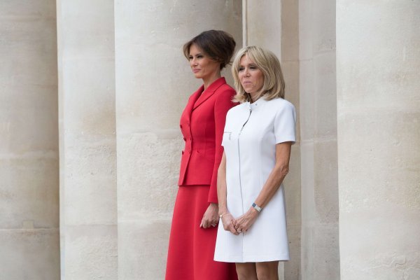 Modni dvoboj Brigitte Macron i Melanije Trump