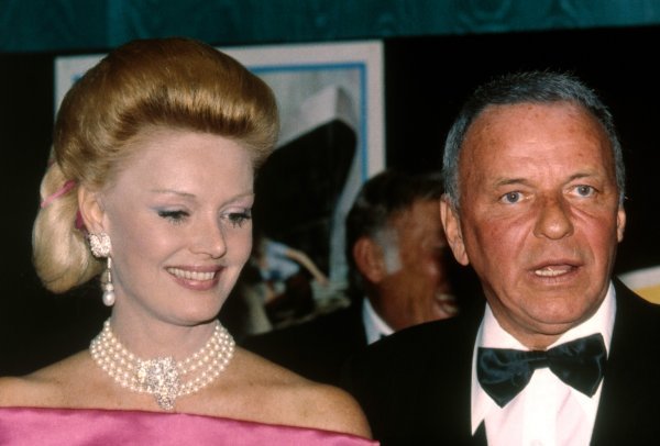 U 90. godini preminula Barbara Sinatra