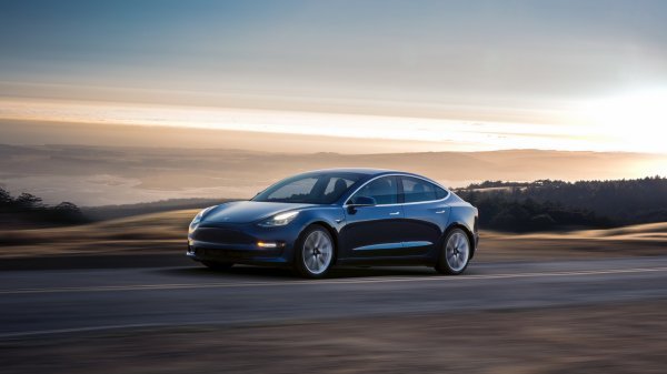 Tesla Model 3 ušao je u masovnu proizvodnju