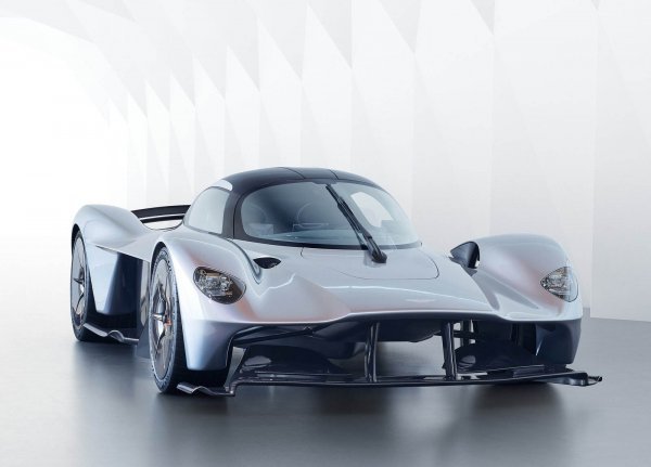 Aston MArtin Valkyrie je najbolja studija 2017