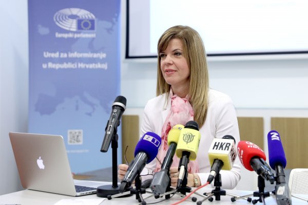 Biljana Borzan podsjetila je i Tolušićeve propuste u slučaju salmonela