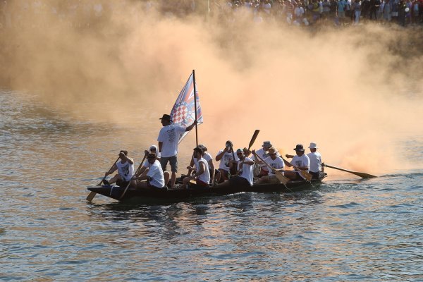 20. maraton lađa od Metkovića do Ploča