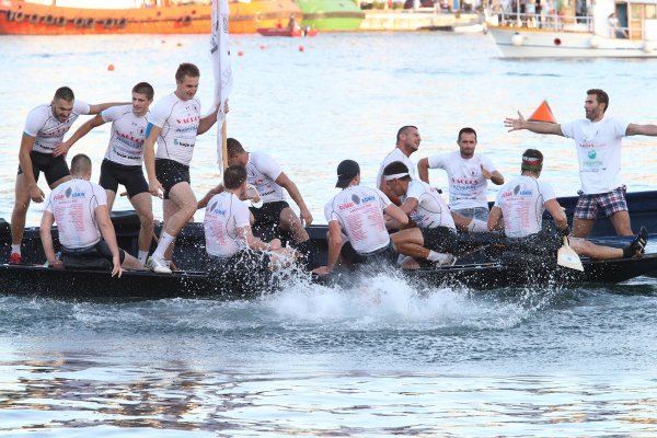 Gusari iz Komina pobjednici su 20. maratona lađa