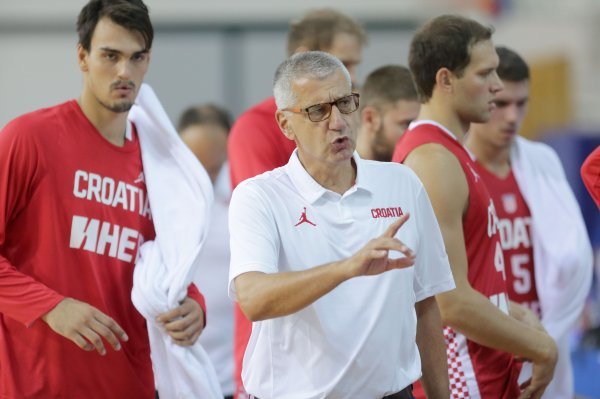 Hrvatska - Ukrajina (Aleksandar Petrović)