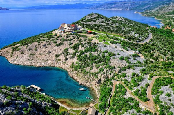 Adria, imanje Pave Zubaka