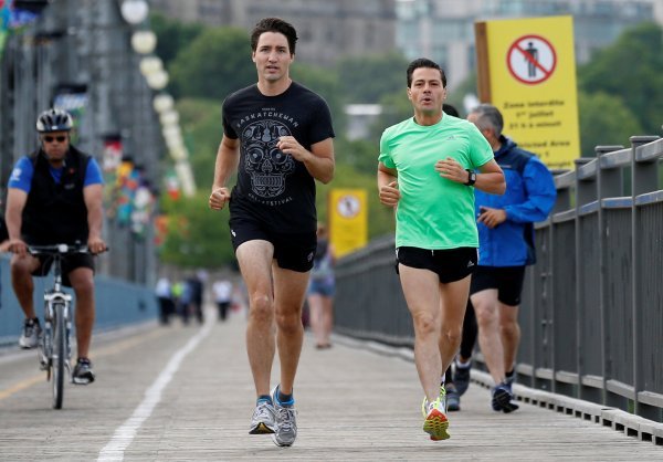 Zagrijavanje za sastanak Trudeau i Pena Nieto odradili su na trčanju REUTERS/Chris Wattie