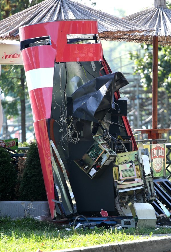 Opljačkani bankomat na Jarunu