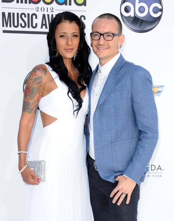 Chester Bennington i Talinda Bentley 2012.
