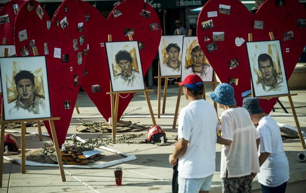 Mimohodom vatrogasaca i obitelji obilježena 10 godišnjica Kornatske tragedije