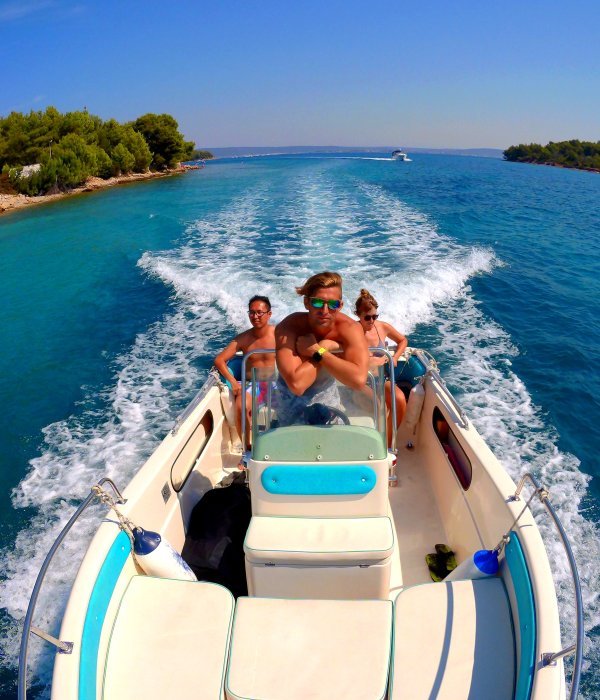 S gostima u Malom Ždrelcu