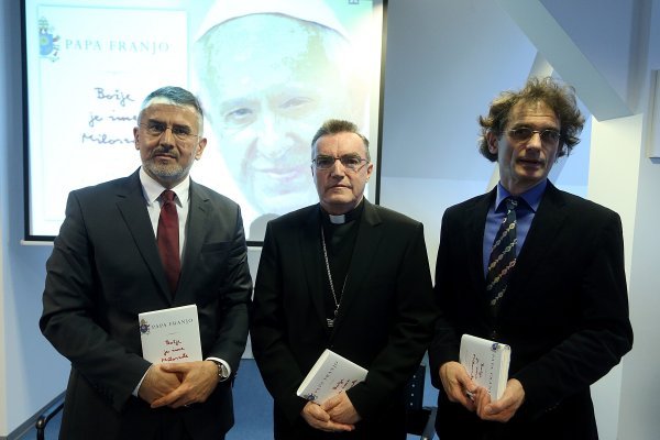 Promocija Papine knjige 'Božje je ime Milosrđe' na Katoličkom sveučilištu