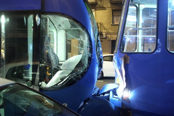 Pametni tramvaj imat će sustav koji upozorava na opasnost od sudara te se automatski zaustavlja ako vozač ne reagira na upozorenje