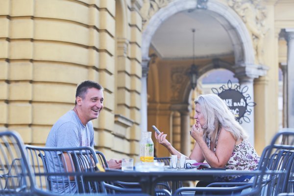 Ivo Balenović i novinarka Nina Ožegović