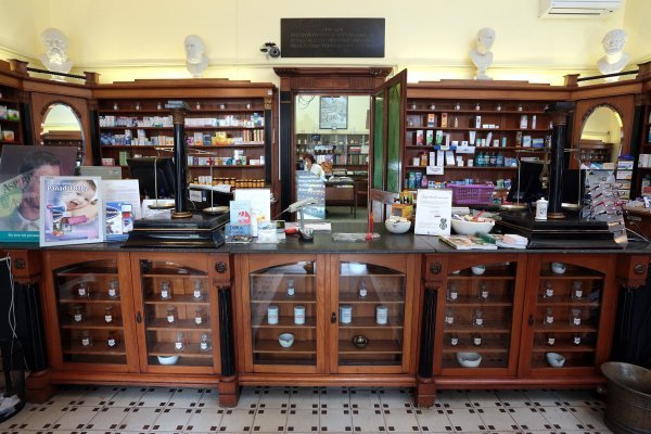 Najstarija zagrebačka ljekarna