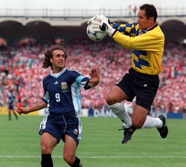 Dražen Ladić i Gabriel Batistuta na Svjetskom prvenstvu 1998. u Francuskoj