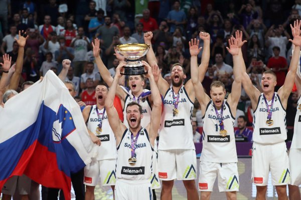 Slovenija - Srbija (3)