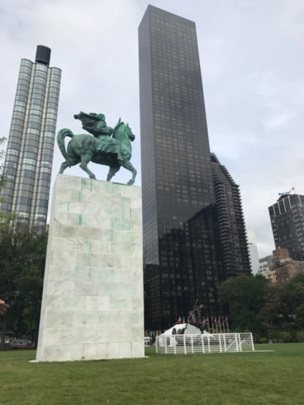 Spomenik u New Yorku