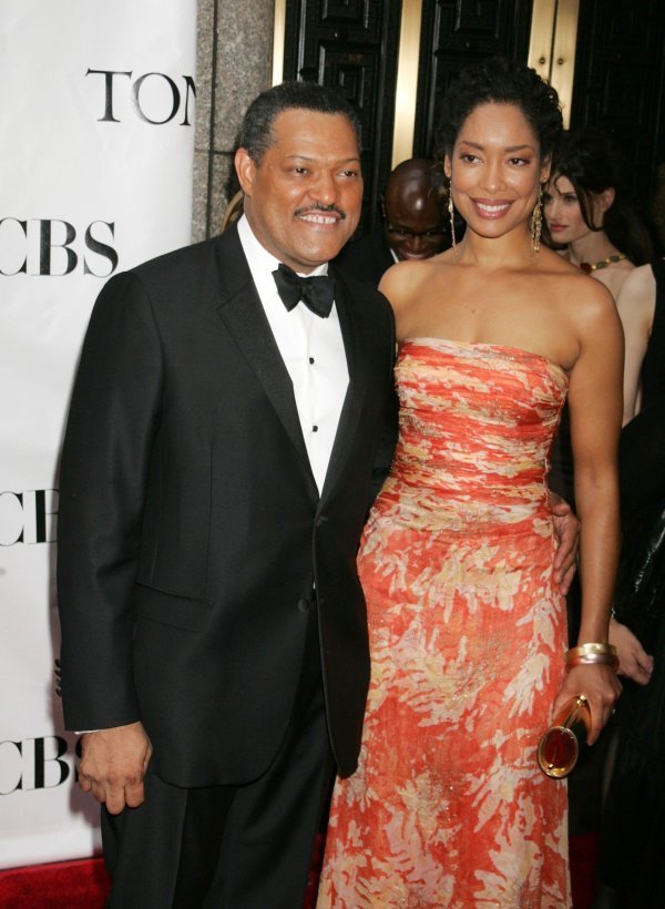 Gina Torres i Laurence Fishburne