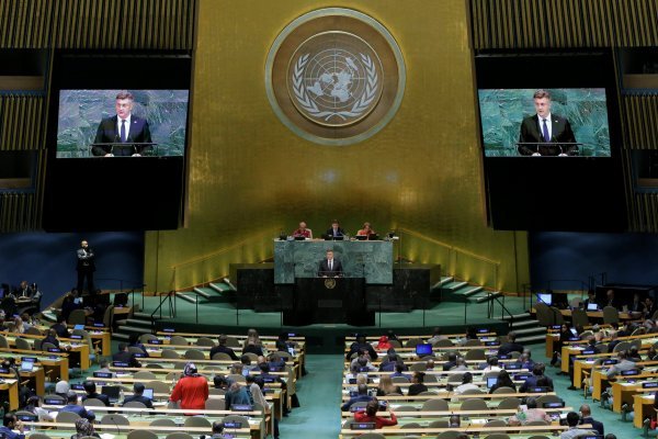 Za vrijeme izbijanja afere oko prisluškivanja hrvatskih dužnosnika premijer Andrej Plenković nalazio se u New Yorku na zasjedanju Opće skupštine UN-a