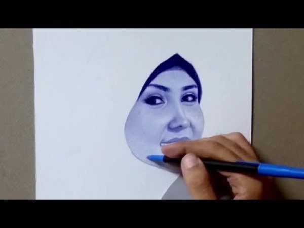 Eman, egipatska ljepotica i guru šminkanja - crtež kemijskom olovkom
