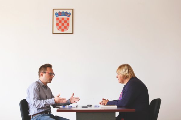 Željka Markić u razgovoru s novinarom tportala Markom Špoljarom