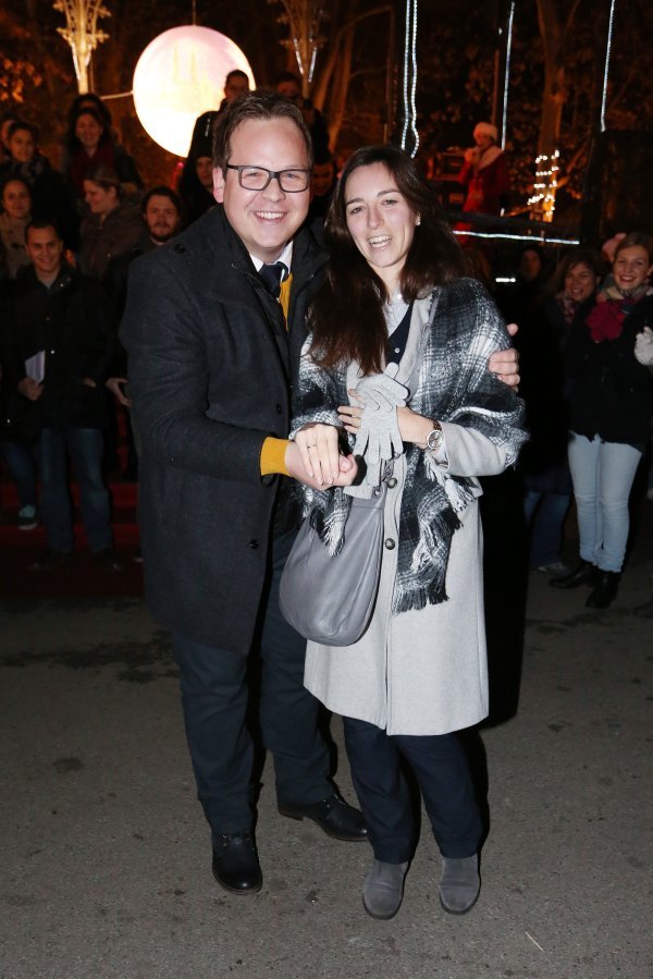 Frano Ridjan na prepunom Zrinjevcu zaprosio svoju djevojku Leu