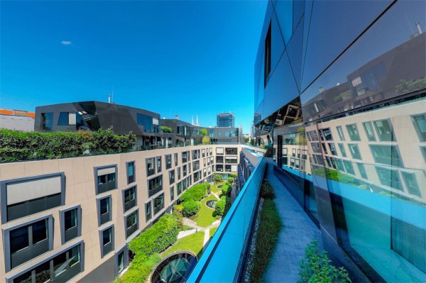 Horvatinčićeva vila na Cvjetnom i imanje kod Samobora