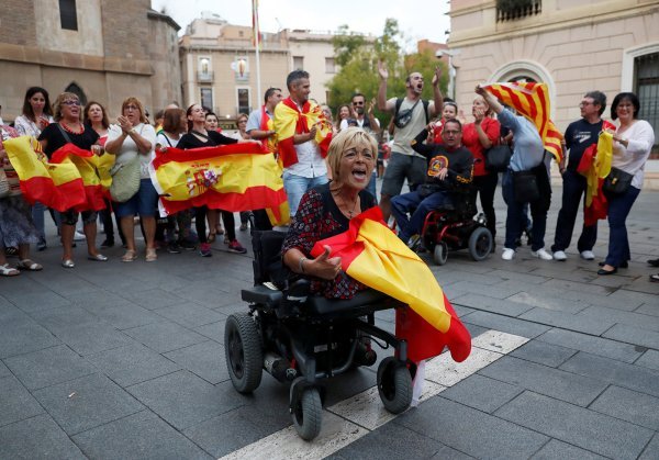 Okupljanje Španjolaca na prosvjedima za jedinstvo