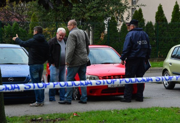U ulici A. Cesarca u Slavonskom Brodu došlo je do eksplozije.