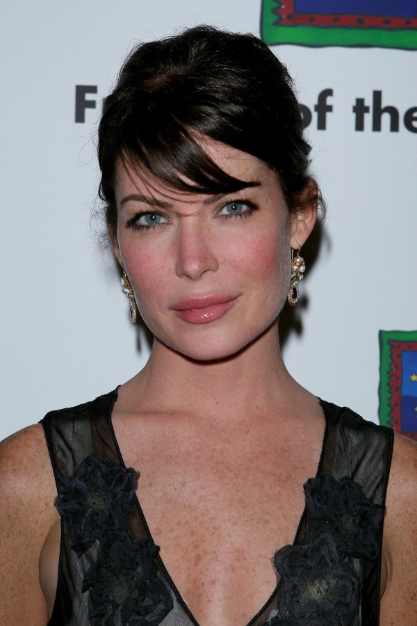 Lara Flynn Boyle