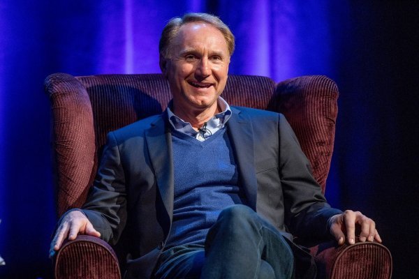 Dan Brown