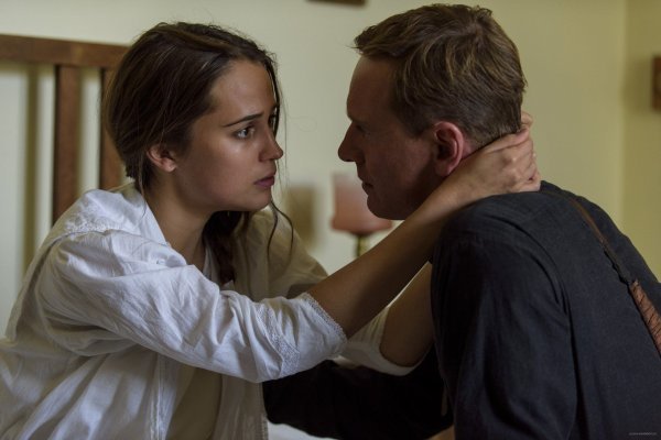 Alicia Vikander i Michael Fassbender