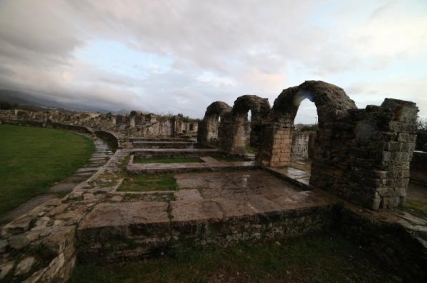 Amfiteatar stare Salone PIXSELL