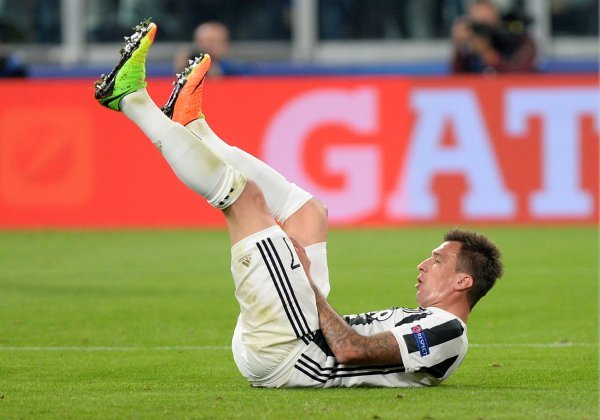 Mario Mandžukić vs Sporting (1)
