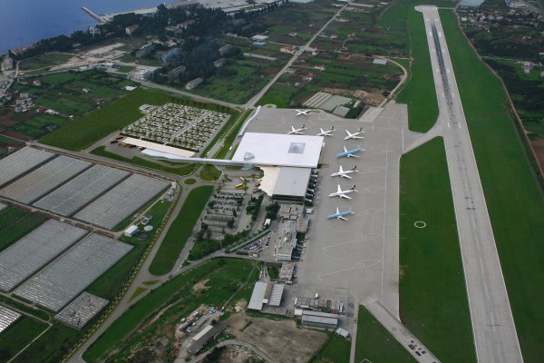 Zračna luka Split
