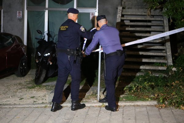 U stanu u ulici dr. Vlatka Maceka pronađeno je mrtvo tijelo starije žene.
