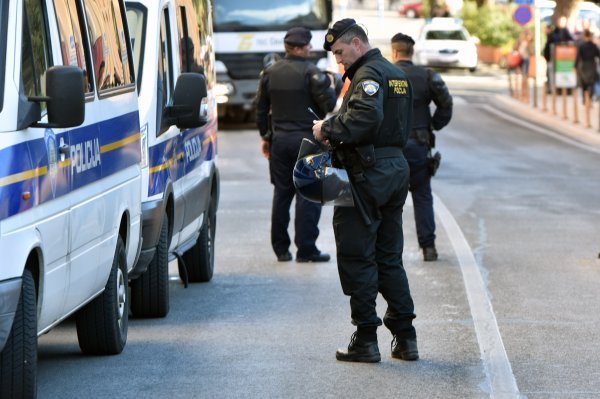 Policija u centru Šibenika poslije masovne tučnjave (1)