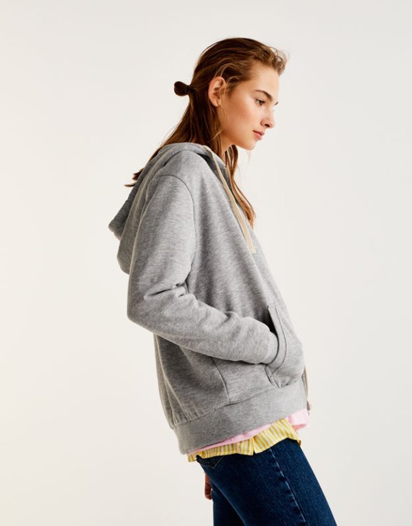 Majica s kapuljačom, Pull and Bear
