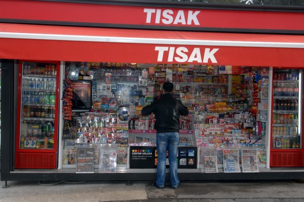 Tisak