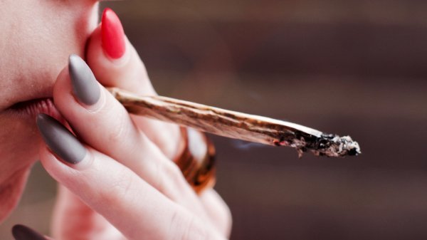 Kanabinoidni receptori ne utječu na disanje, pa marihuana ne može izazvati zastoj disanja