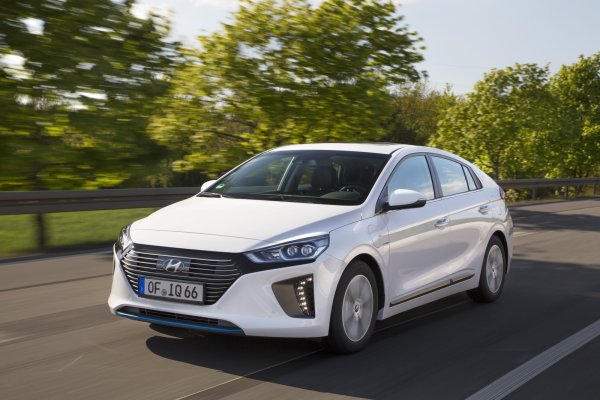 Hyundai Ioniq Hybrid