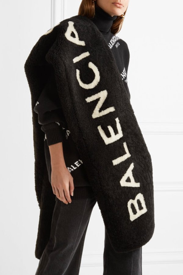 Balenciaga (1)