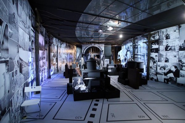 Tesla - Mind from the future